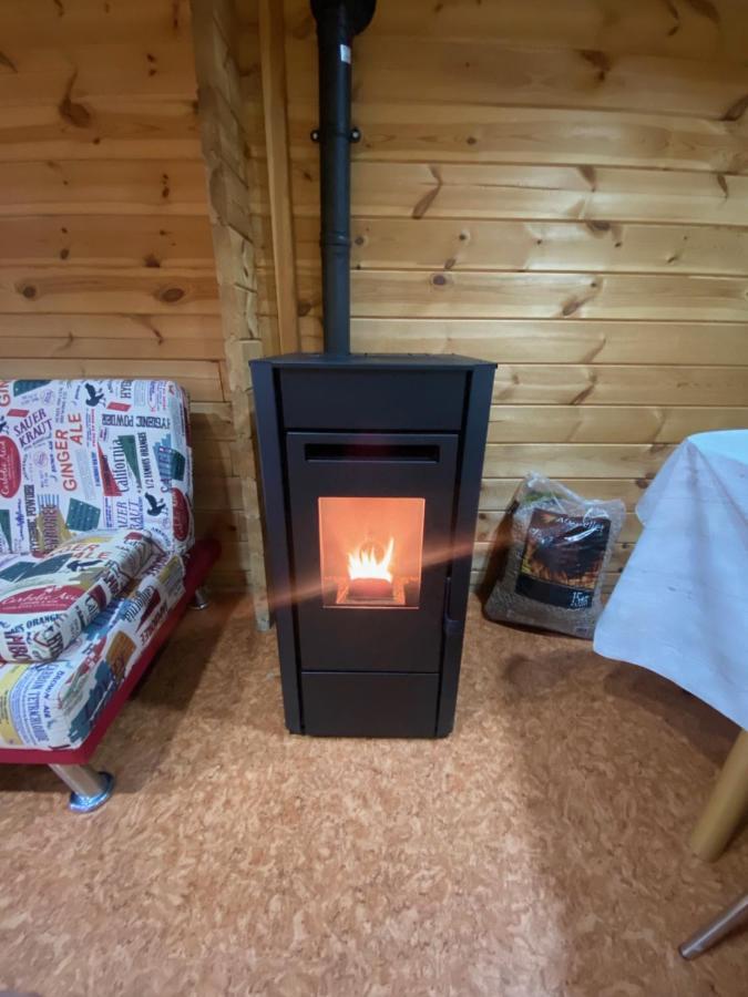 Bungalow & Camping Fuente De Regrustan 그라우스 외부 사진